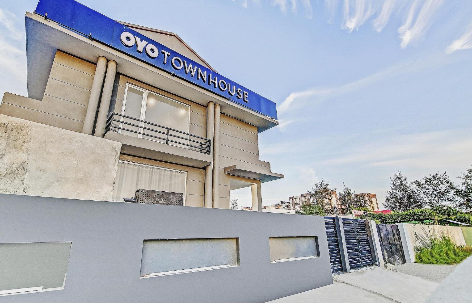Townhouse Knowledge Park ||| Near Sharda University Greater Noida Exterior photo